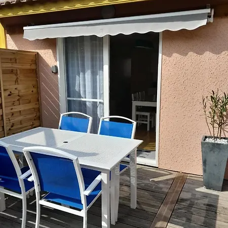 Dom wakacyjny Carpe Diem - La Des *